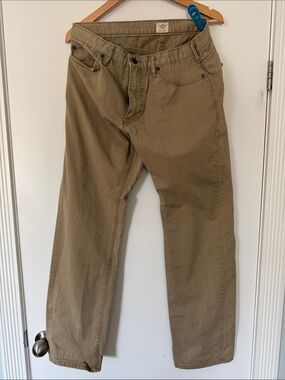 Dockers Men's Straight-Leg Chinos in Tan Brown